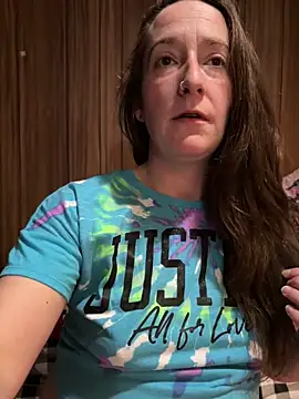 Mini And The Bear online show from 02.13.26