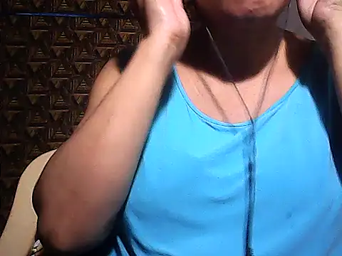 sweetsosie18 online show from 02.21.26