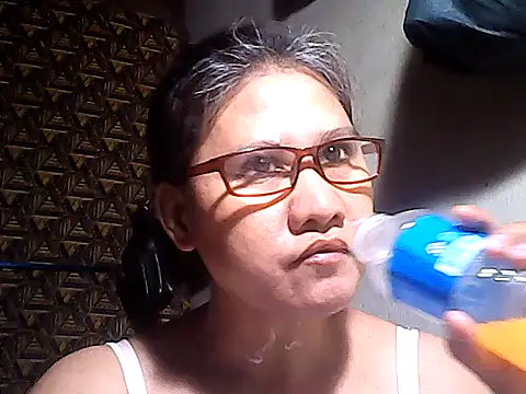 sweetsosie18 online show from 05.26.26