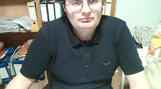 makau1 online show from 01.31.25