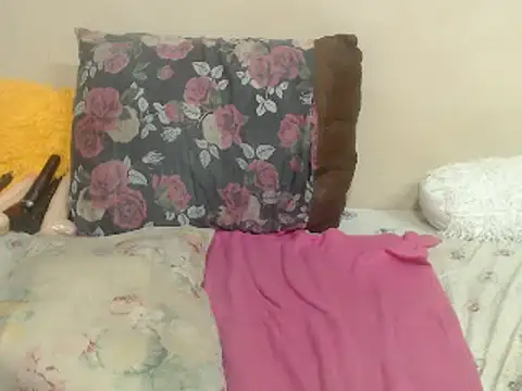 MatureBootyBabe4Uxx online show from 02.27.25