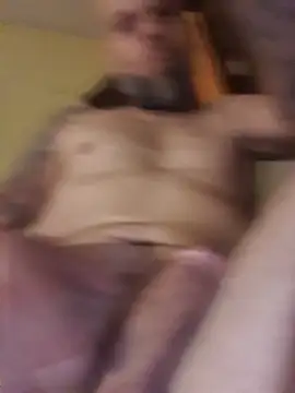 Snapshot of Ladyshaker82 chatting on 02.11.26 Ladyshaker82 online show from 02.11.26