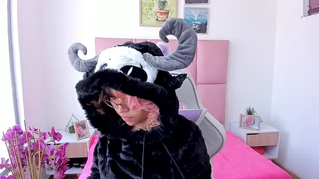 katalina garcia online show from 02.10.26