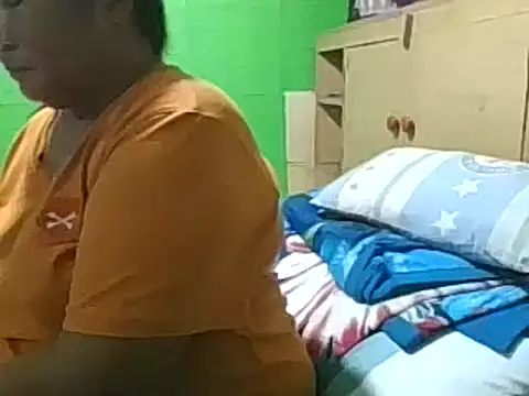 Snapshot of pinay_wild_mature chatting on 02.28.25 pinay wild mature online show from 02.28.25