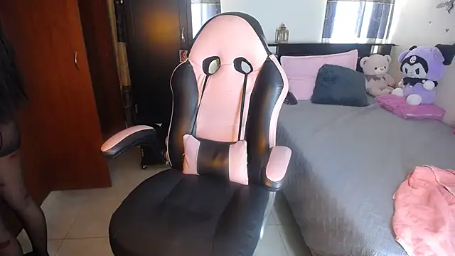 violeta campbell online show from 10.26.25