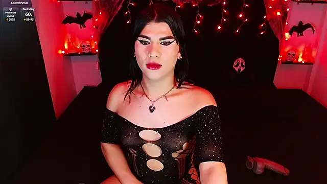 Snapshot of My_vampire_Mia chatting on 03.15.25 My vampire Mia online show from 03.15.25