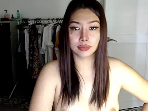 urqueendominant online show from 02.07.25