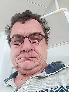 Nobbie444 online show from 12.16.25