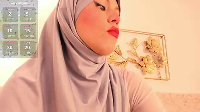 Snapshot of hanajameela chatting on 01.29.25 hanajameela online show from 01.29.25