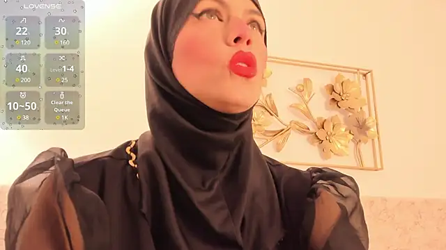 Snapshot of hanajameela chatting on 02.18.25 hanajameela online show from 02.18.25