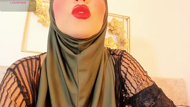 Snapshot of hanajameela chatting on 09.17.25 hanajameela online show from 09.17.25