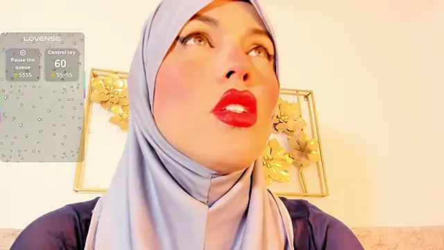 Snapshot of hanajameela chatting on 11.13.25 hanajameela online show from 11.13.25