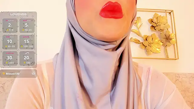 Snapshot of hanajameela chatting on 11.24.25 hanajameela online show from 11.24.25