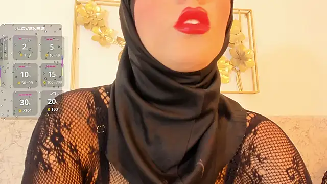 Snapshot of hanajameela chatting on 11.26.25 hanajameela online show from 11.26.25