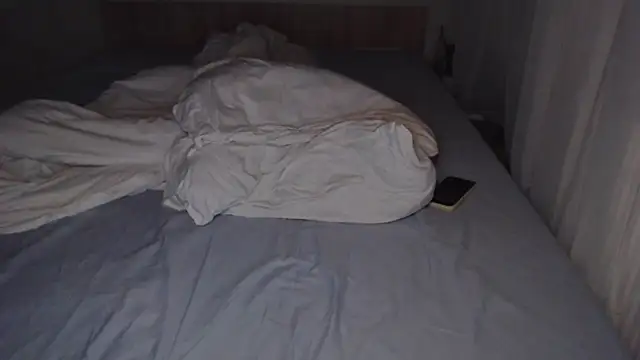 LoraPreston online show from 11.08.25