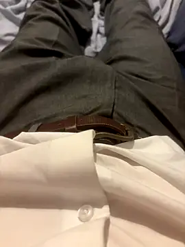 Snapshot of HunterBaby chatting on 11.02.25 HunterBaby online show from 11.02.25