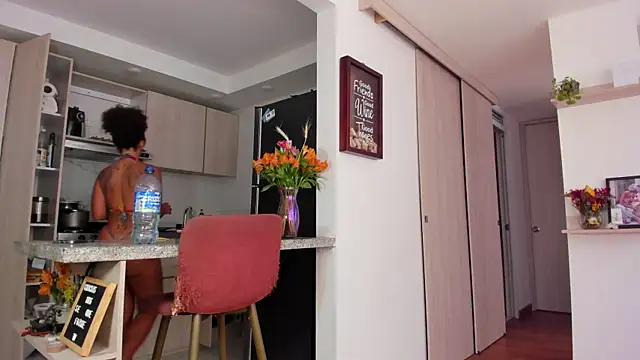 karlye 5 online show from 01.11.25