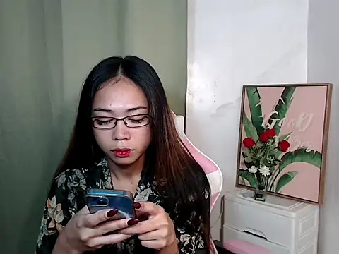 Snapshot of urfantacyjamaica chatting on 10.11.25 urfantacyjamaica online show from 10.11.25