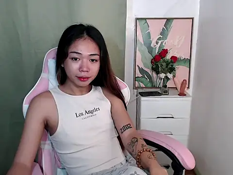 Snapshot of urfantacyjamaica chatting on 10.14.25 urfantacyjamaica online show from 10.14.25