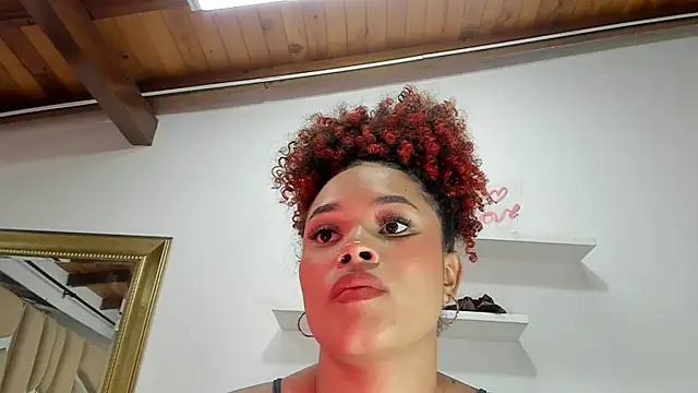 Snapshot of naia_blessed chatting on 02.13.25 naia blessed online show from 02.13.25