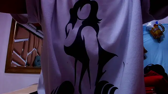 Snapshot of naia_blessed chatting on 10.03.25 naia blessed online show from 10.03.25