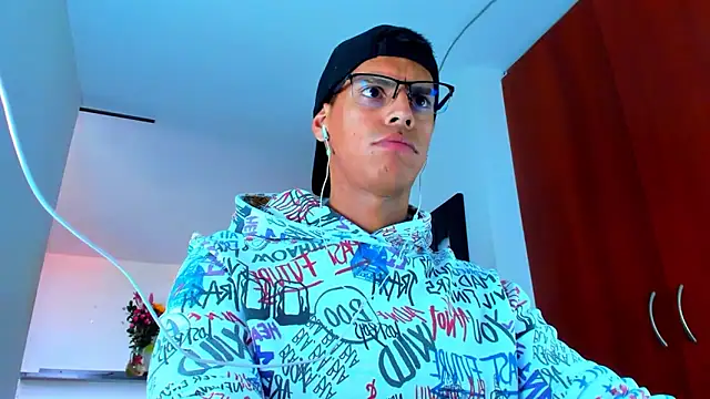 Snapshot of _John_Boy_ chatting on 03.03.25 John Boy online show from 03.03.25