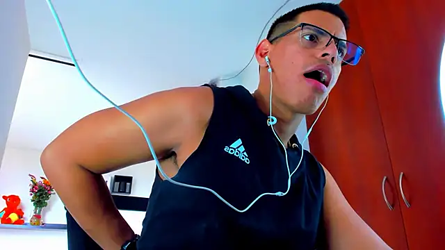 Snapshot of _John_Boy_ chatting on 03.12.25 John Boy online show from 03.12.25