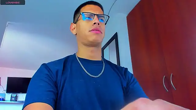 Snapshot of _John_Boy_ chatting on 10.26.25 John Boy online show from 10.26.25