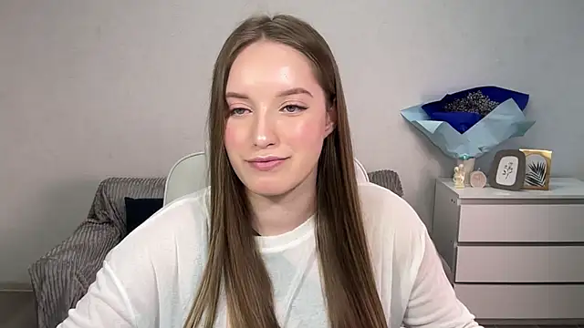 EvaMaddison online show from 09.25.25