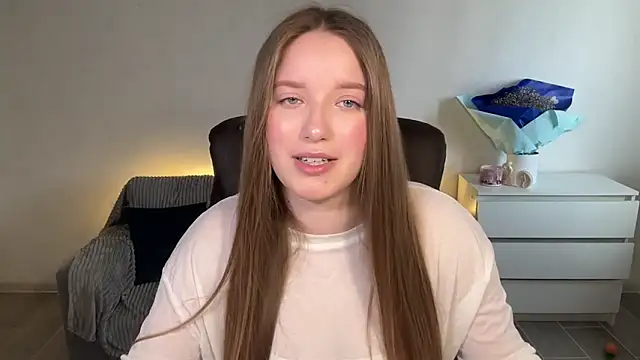 EvaMaddison online show from 03.28.26