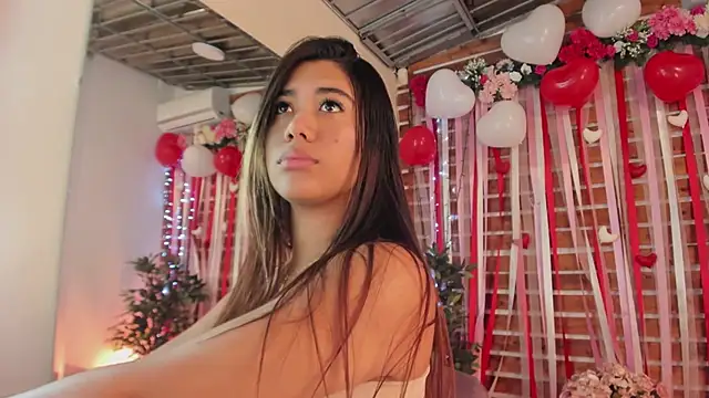 Snapshot of _MeganRain chatting on 02.11.26 MeganRain online show from 02.11.26