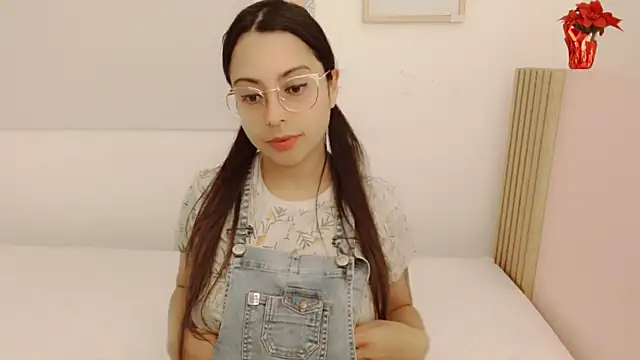Snapshot of Elen__Sweet chatting on 10.19.25 Elen Sweet online show from 10.19.25