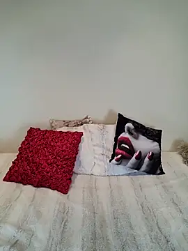 AureliaDoux online show from 03.03.25