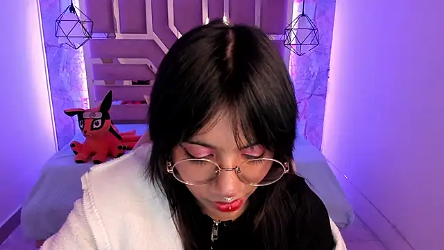 Nami usagi online show from 12.12.24