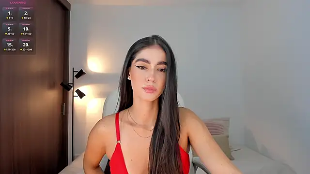 RebeccaBaxter online show from 11.28.25