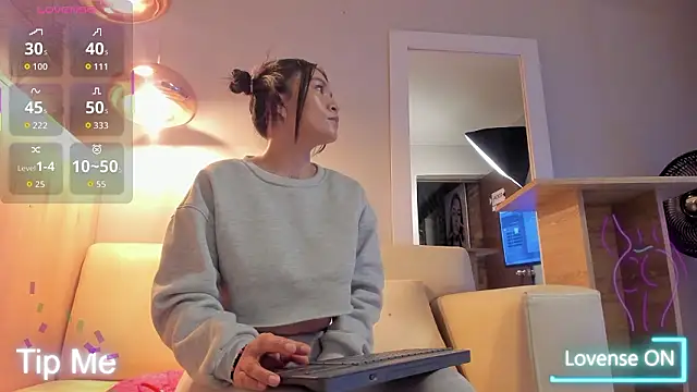 bonie lov online show from 02.25.26