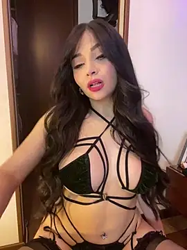 KateLatorre online show from 12.06.24