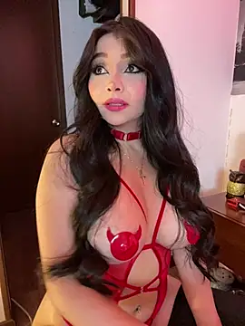 KateLatorre online show from 02.28.25