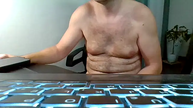 Horney boy86 online show from 09.12.25