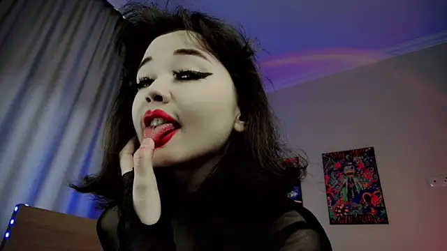 banana brain1 online show from 04.26.26