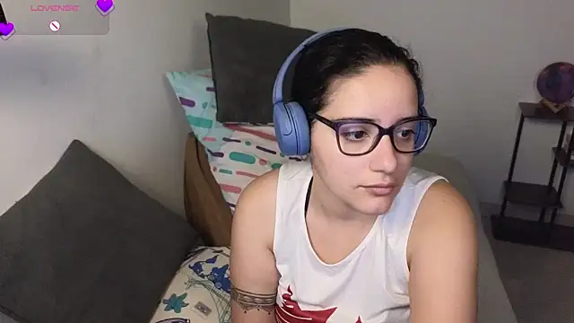 blue  moon  online show from 04.10.26