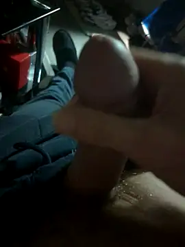 Dani el82xh online show from 04.15.26