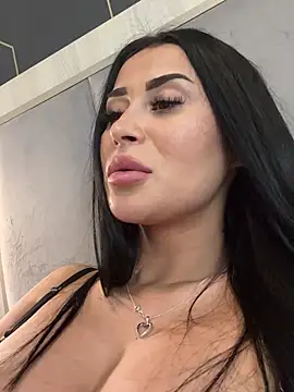 EmyLaveau online show from 02.26.25