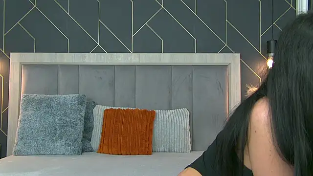 EmyLaveau online show from 03.30.26