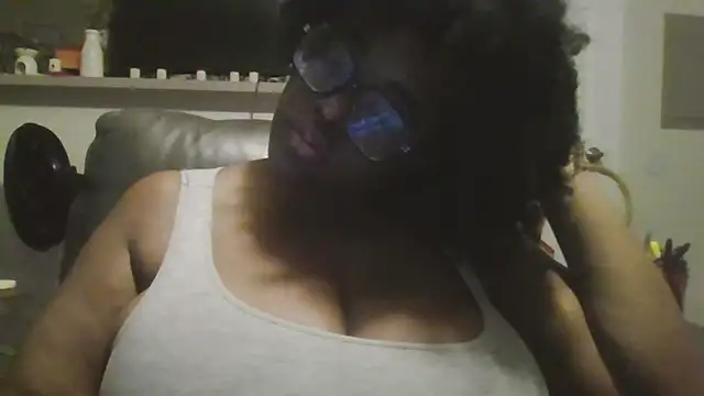 MissCC99 online show from 10.06.25