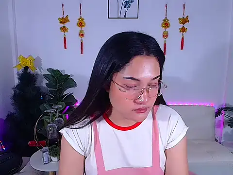 Snapshot of plysaithailand chatting on 04.21.26 plysaithailand online show from 04.21.26