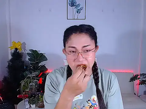 Snapshot of plysaithailand chatting on 05.31.26 plysaithailand online show from 05.31.26