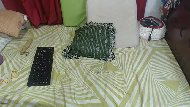 Snapshot of selenax2023 chatting on 01.15.25 selenax2023 online show from 01.15.25