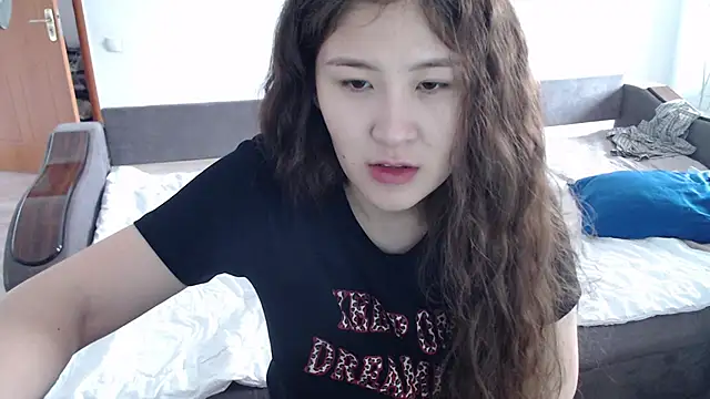 Snapshot of Riz_girl chatting on 11.06.25 Riz girl online show from 11.06.25