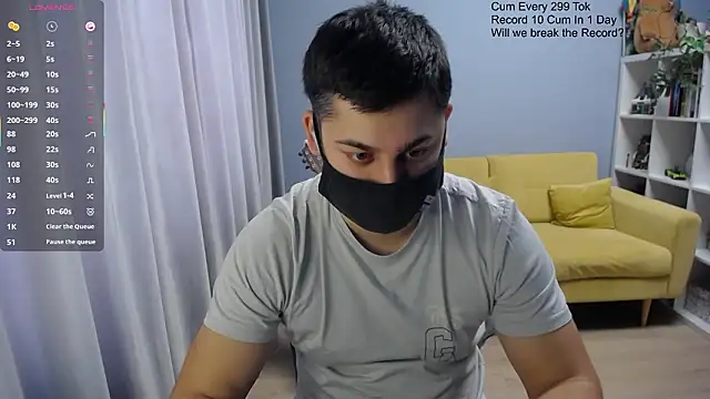 Snapshot of Tomguys chatting on 02.06.26 Tomguys online show from 02.06.26